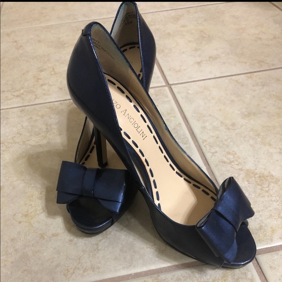 Enzo Angiolini Navy Blue patent shoes - Picture 1 of 4